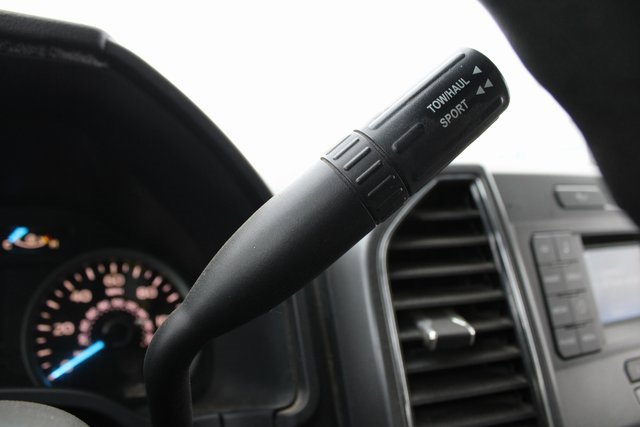 Used 2017 Ford F150 XLT image 12