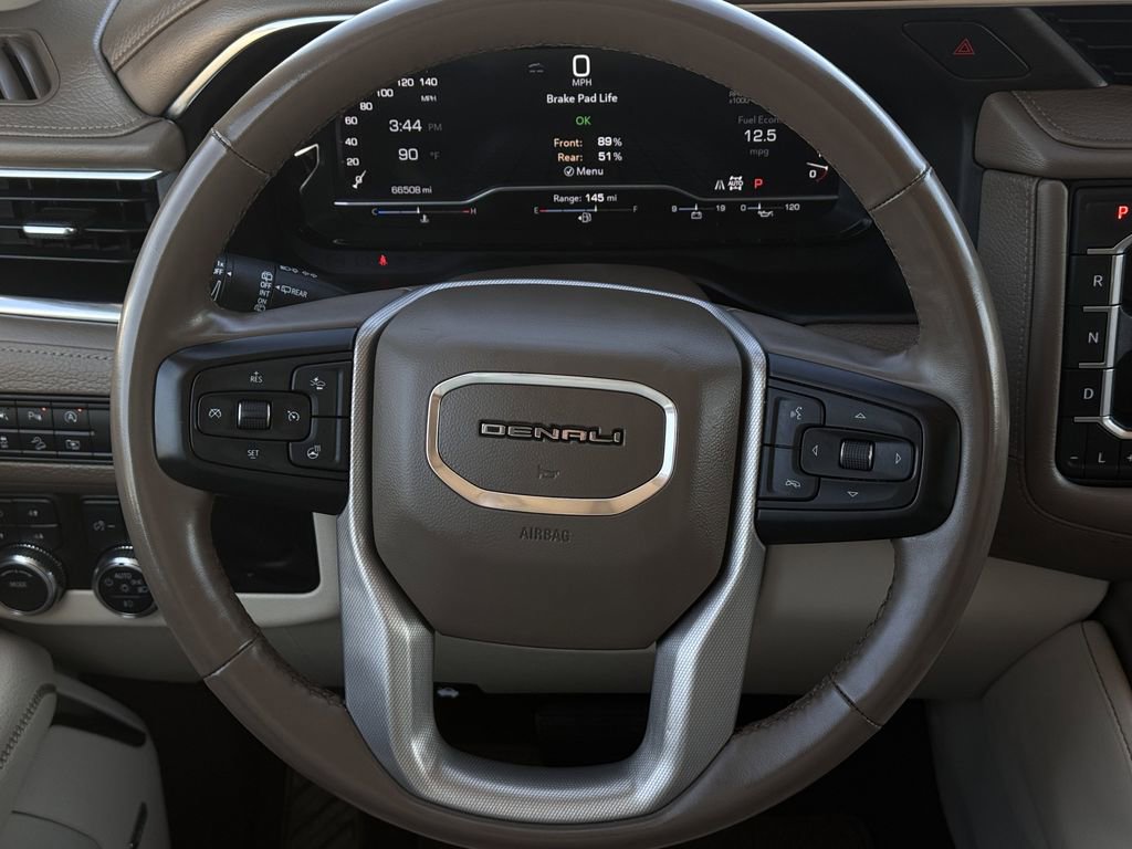 Used 2023 GMC Yukon Denali image 14
