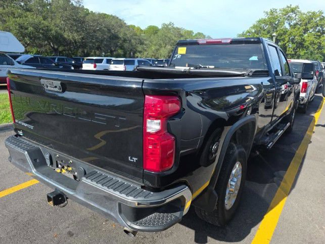 Used 2024 Chevrolet Silverado 3500 LT w/ Convenience Package AWD/4WD image 3