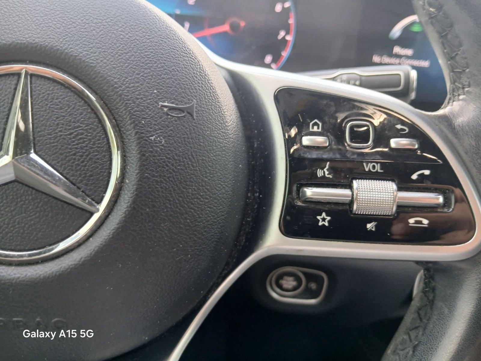Used 2020 Mercedes-Benz GLE 350 4MATIC image 30