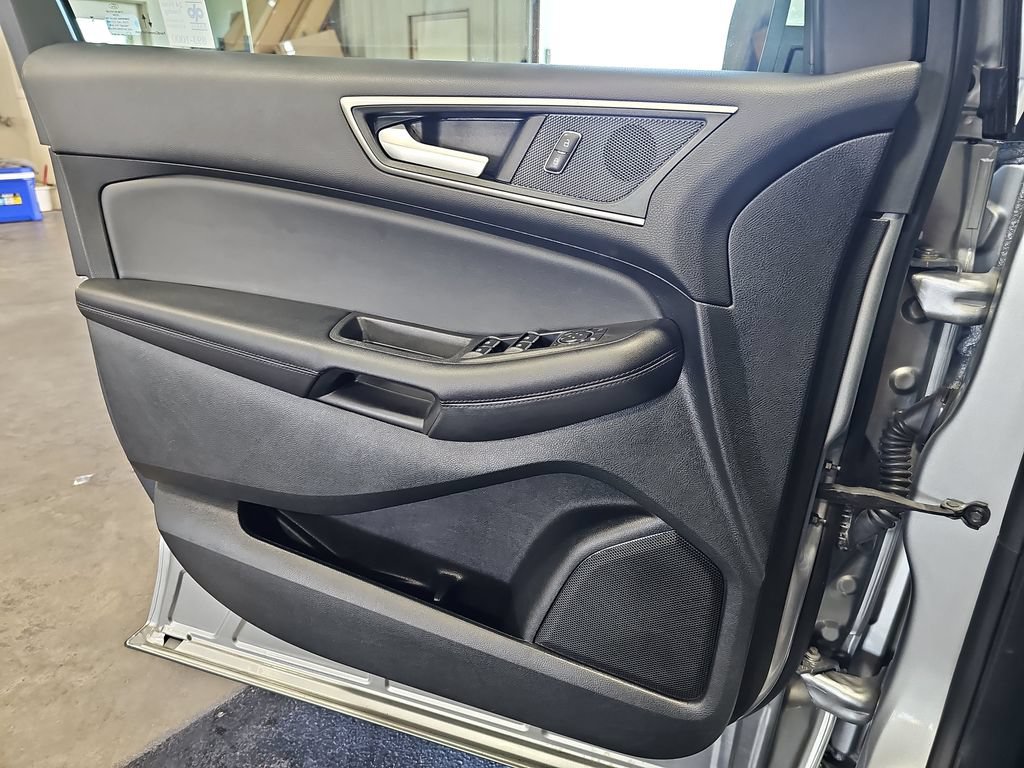 Used 2024 Ford Edge SEL w/ Convenience Package AWD/4WD image 27