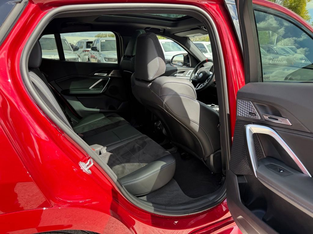 Used 2025 BMW X2 M35i w/ Premium Package image 29