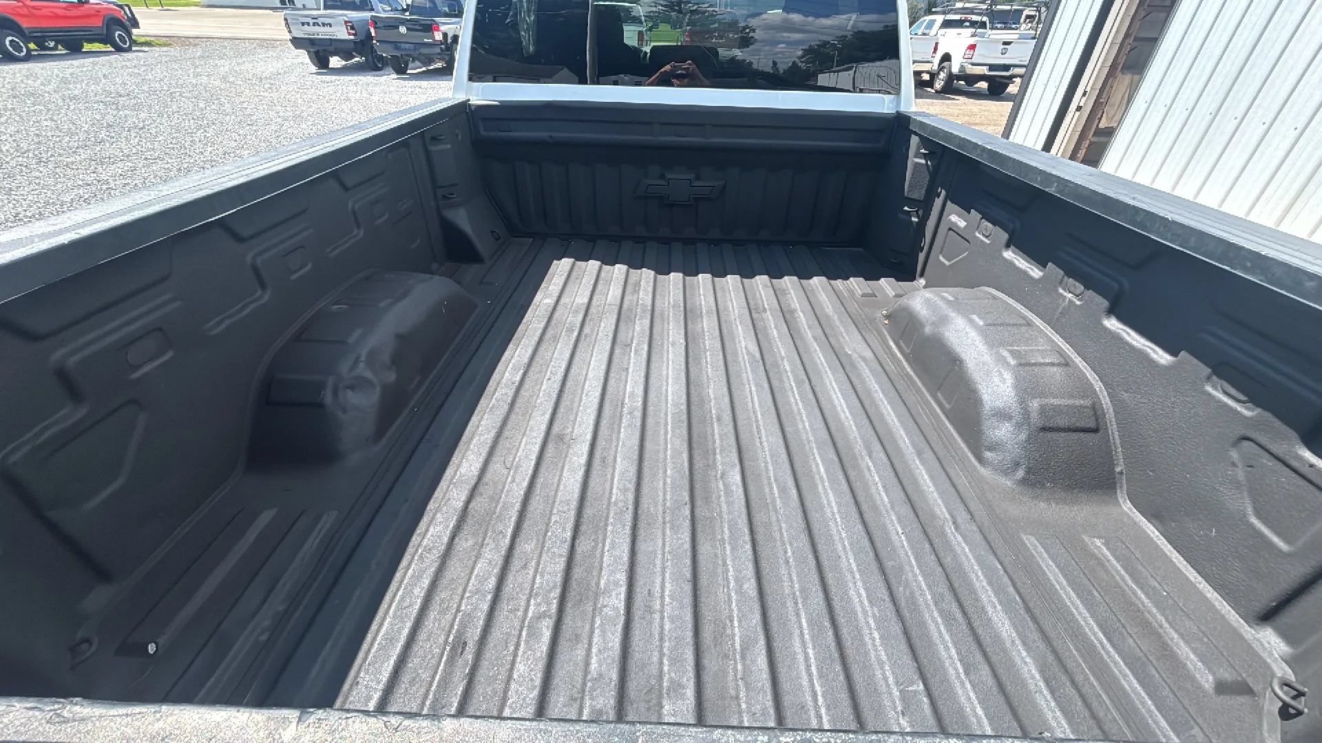 Used 2023 Chevrolet Silverado 2500 LT w/ Convenience Package AWD/4WD image 5