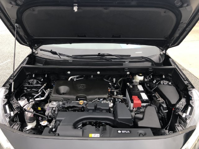 Used 2025 Toyota RAV4 LE FWD image 12