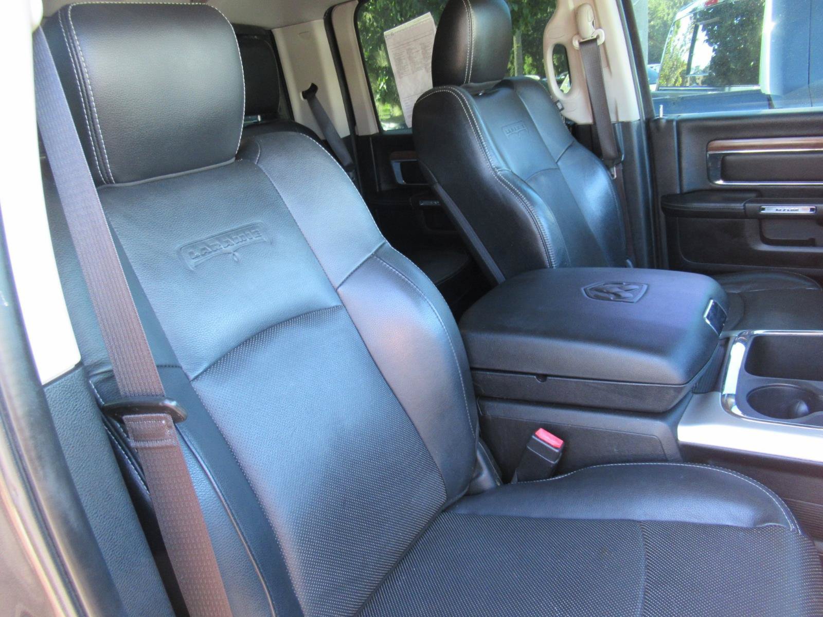 Used 2017 RAM 2500 Laramie w/ Sport Appearance Group AWD/4WD image 9