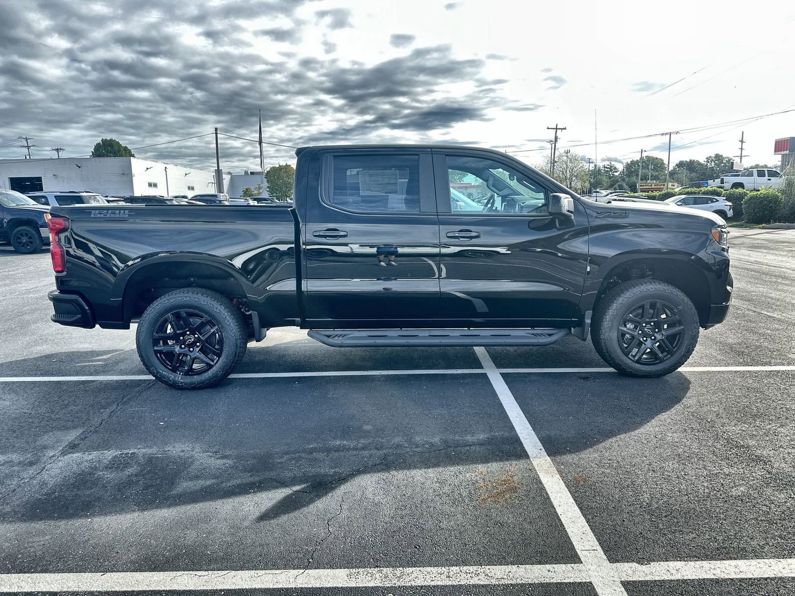 New 2026 Chevrolet Silverado 1500 LT Trail Boss w/ LT Trail Boss Premium Package image 9