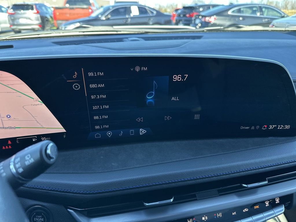 Used 2024 Cadillac XT4 Sport image 16