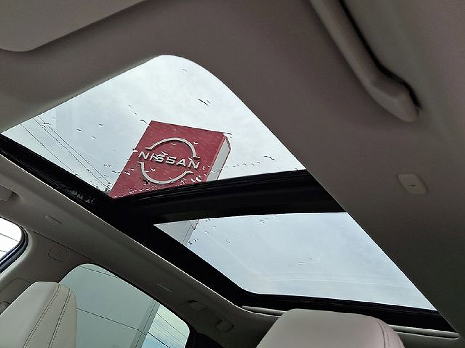 New 2025 Nissan Murano SL w/ Cargo Package AWD/4WD image 10