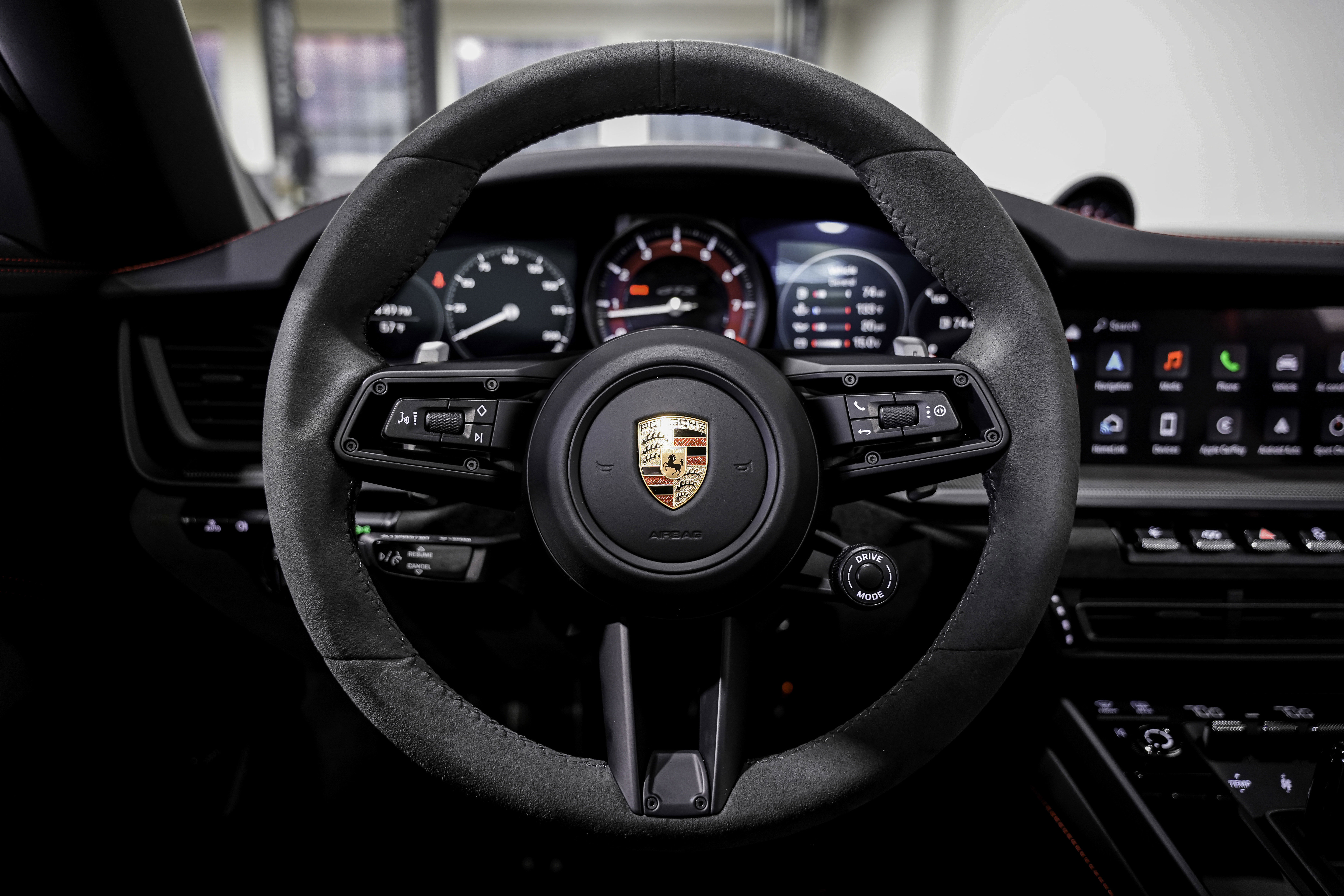 Used 2024 Porsche 911 Targa 4 GTS image 11