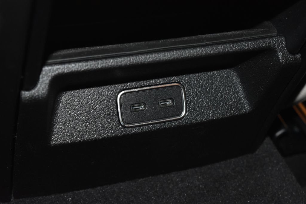 Certified 2024 Mercedes-Benz GLS 450 4MATIC image 21