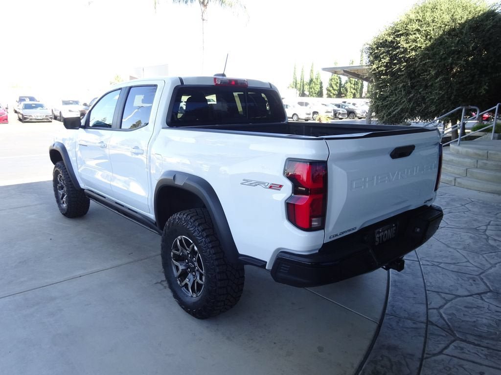 New 2026 Chevrolet Colorado ZR2 w/ Technology Package AWD/4WD image 5