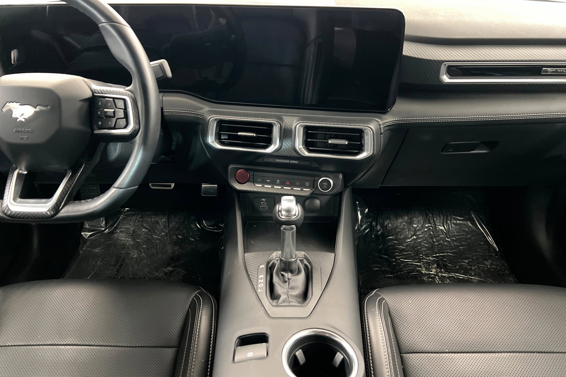 Used 2025 Ford Mustang Premium image 14