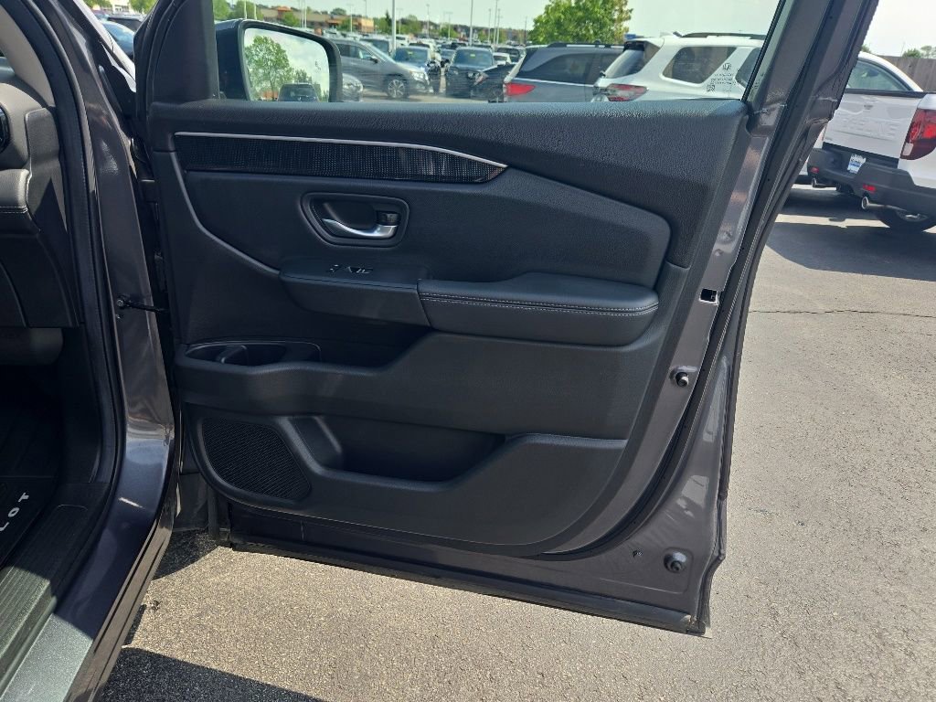 Certified 2024 Honda Pilot Elite image 30