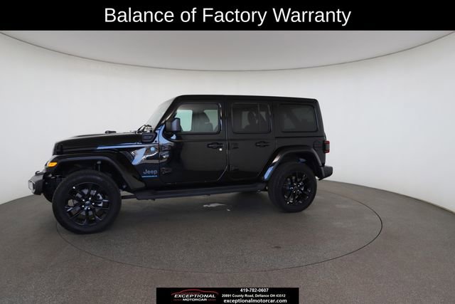Used 2025 Jeep Wrangler Unlimited Sahara image 5