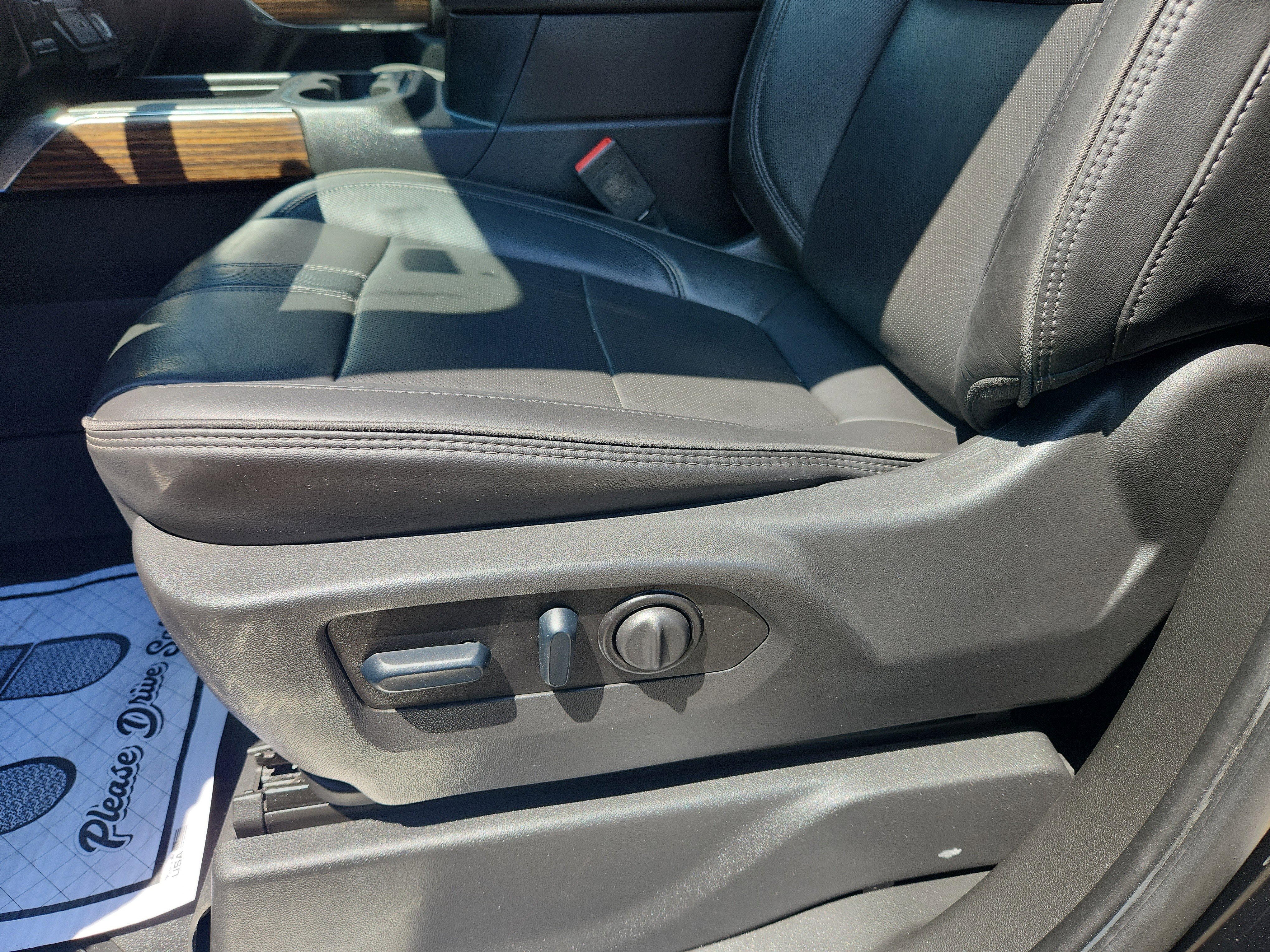 Used 2023 Chevrolet Silverado 2500 High Country w/ Safety Package II AWD/4WD image 18