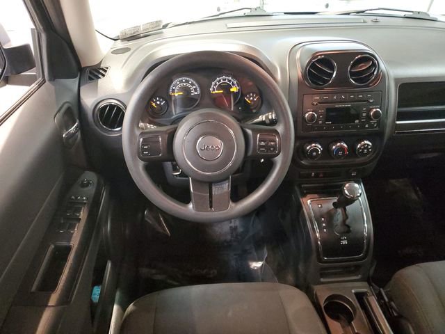 Used 2016 Jeep Patriot Sport w/ Power Value Group FWD image 14