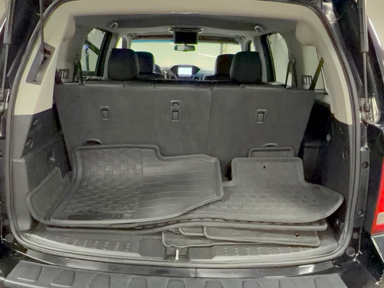 Used 2012 Honda Pilot Touring image 28