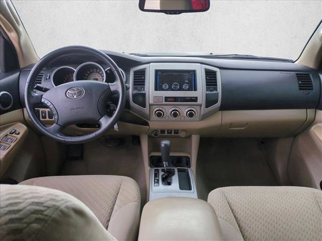 Used 2011 Toyota Tacoma PreRunner w/ SR5 Pkg #2 image 16