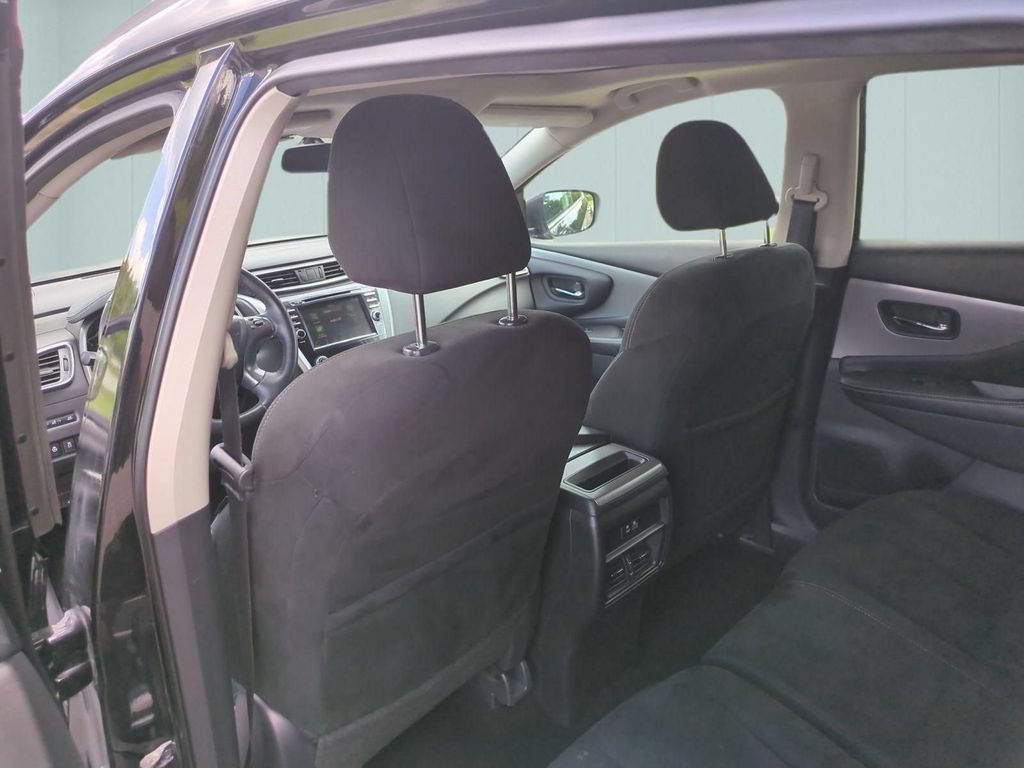 Used 2019 Nissan Murano SV AWD/4WD image 28