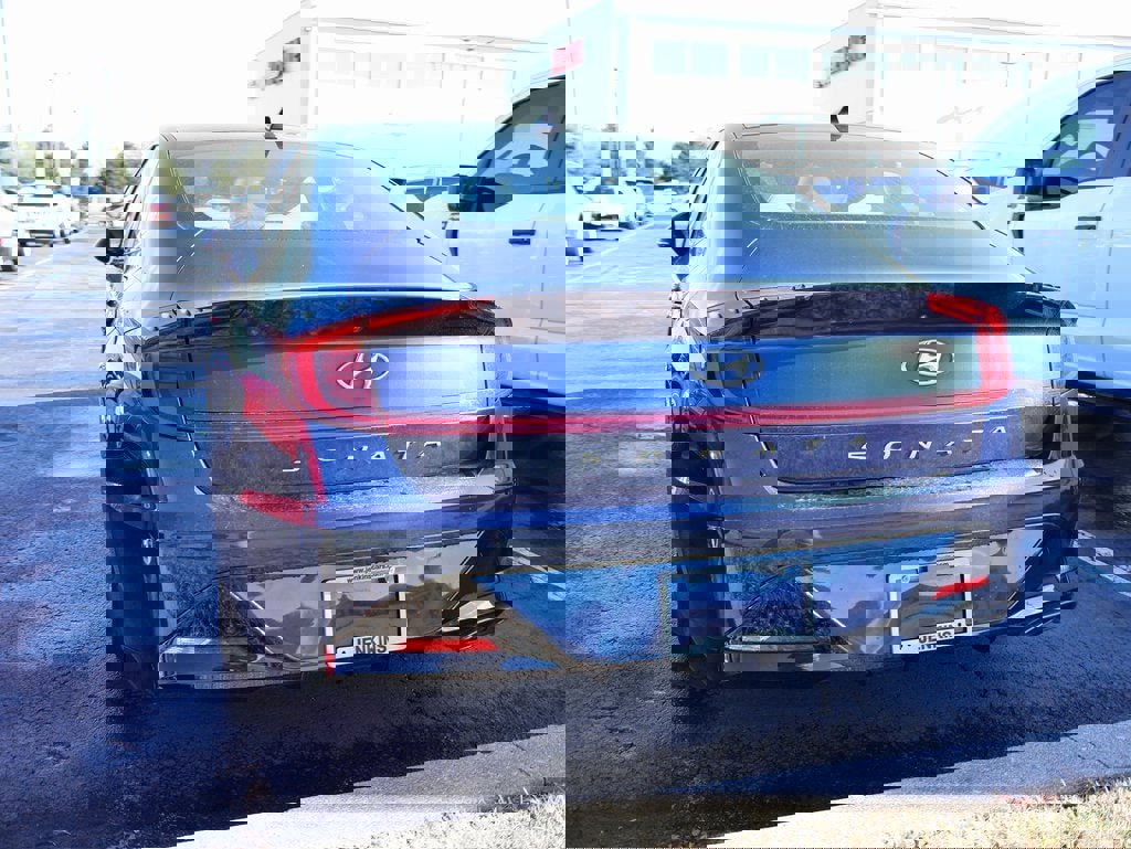 Used 2021 Hyundai Sonata SEL image 15