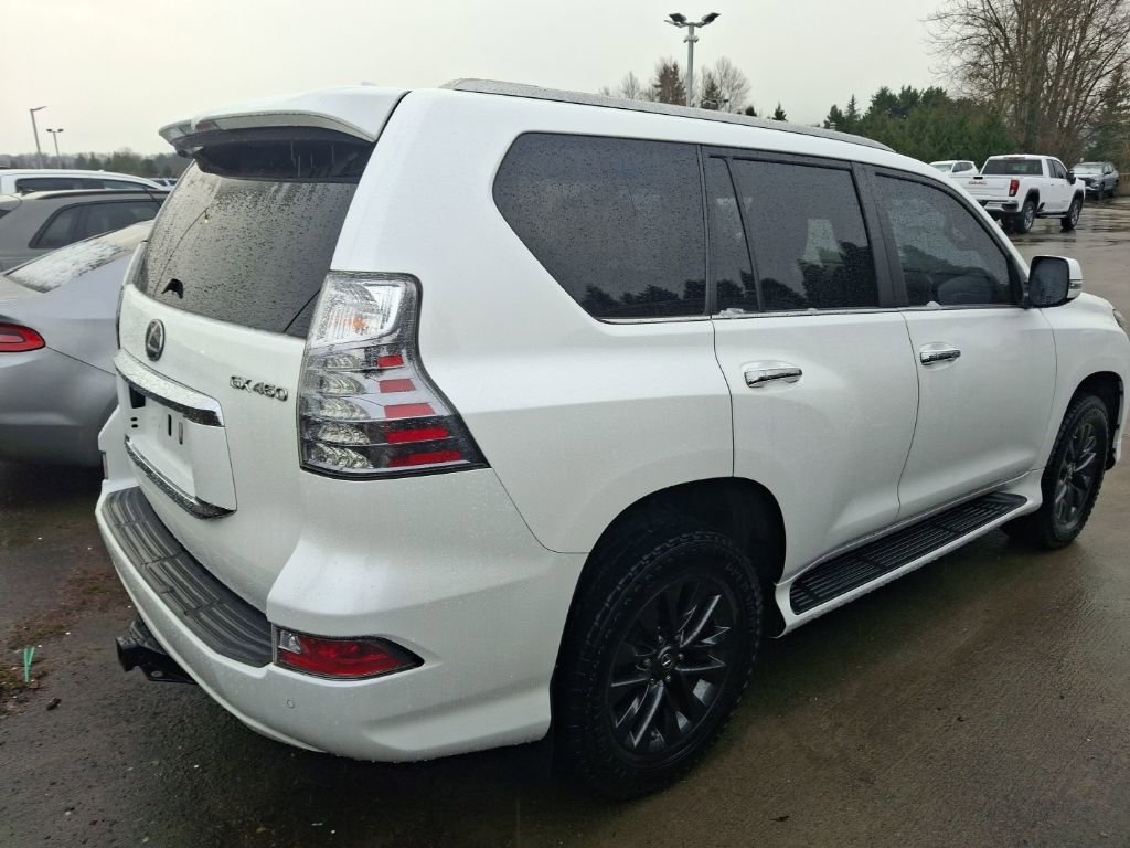 Used 2020 Lexus GX 460 Premium w/ Premium Package image 7