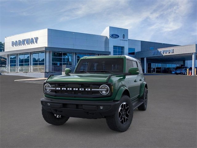 New 2025 Ford Bronco Outer Banks image 2