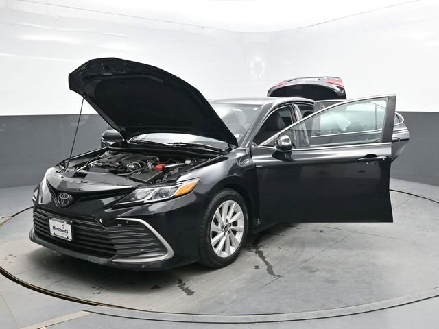 Used 2023 Toyota Camry LE FWD image 35
