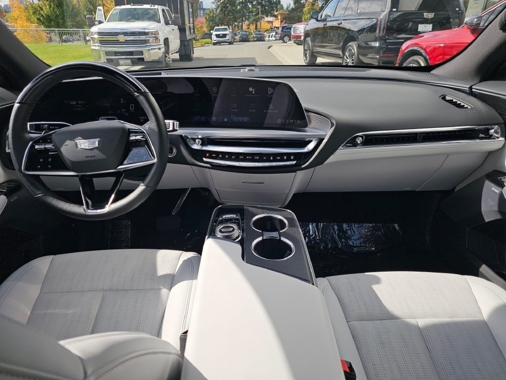 Certified 2024 Cadillac Lyriq Sport AWD/4WD image 22