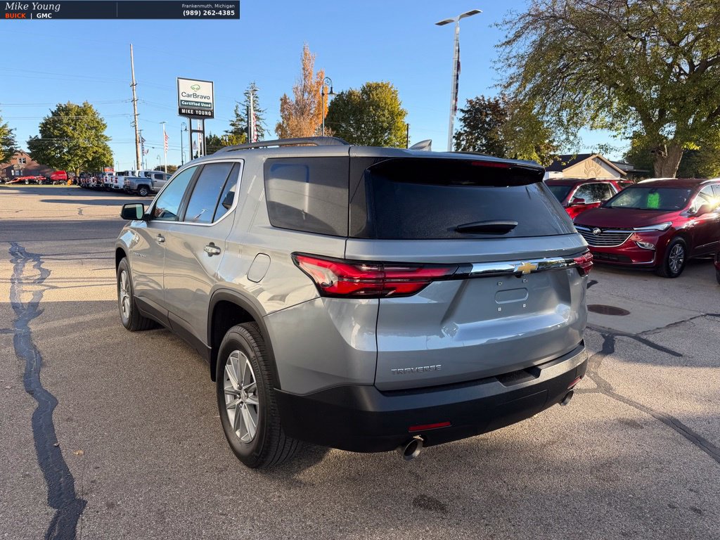 Used 2023 Chevrolet Traverse LT w/ LPO, Floor Liner Package FWD image 7