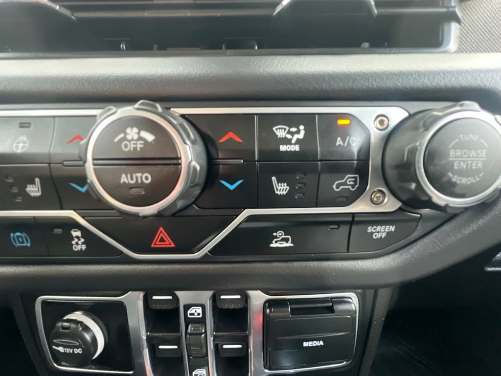 Used 2025 Jeep Wrangler Backcountry 4xe AWD/4WD image 62