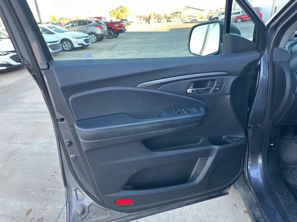 Used 2021 Honda Pilot Special Edition image 7