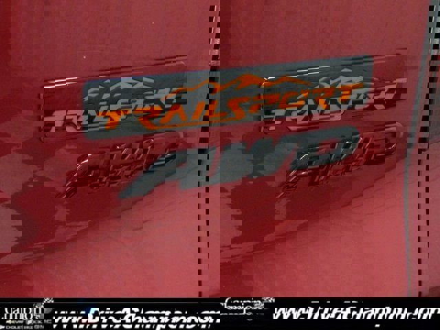 Used 2022 Honda Passport TrailSport image 4