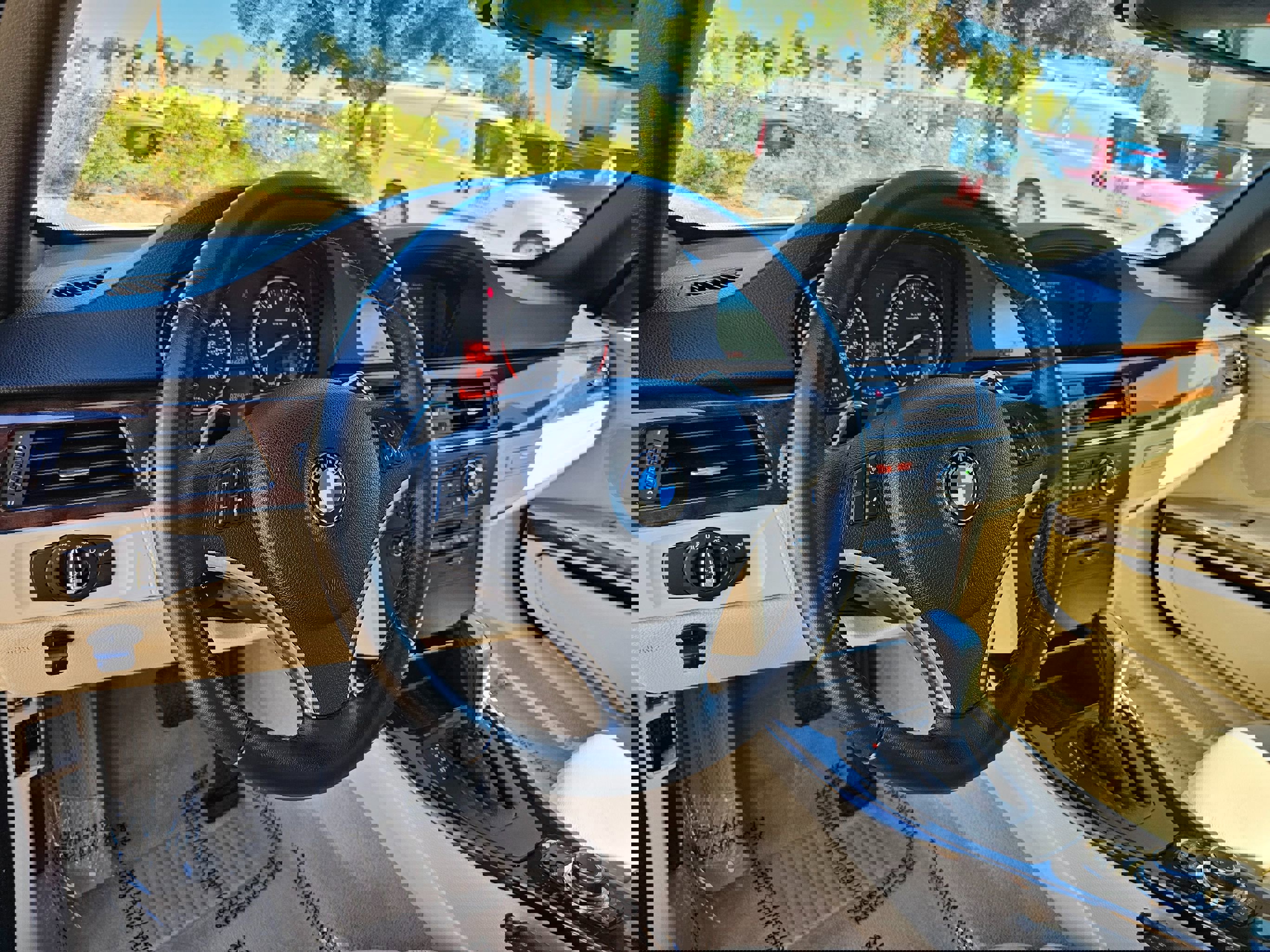 Used 2011 BMW 328i Convertible image 22