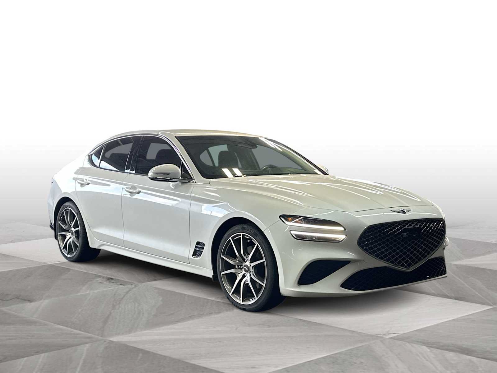 Used 2023 Genesis G70 2.0T RWD image 2