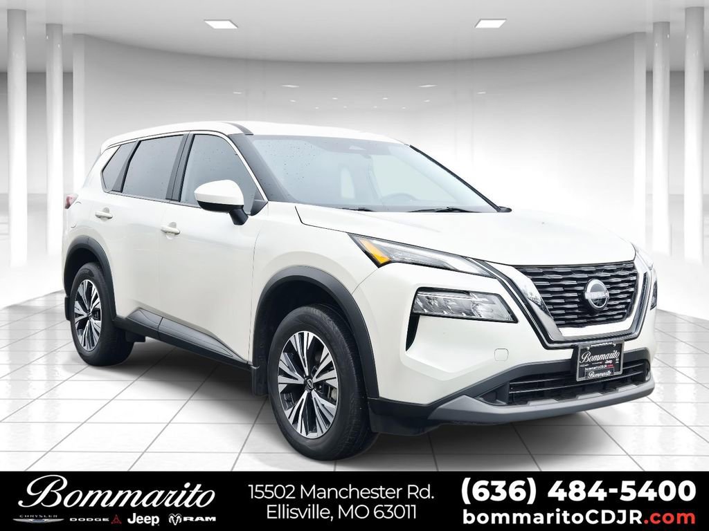 Used 2023 Nissan Rogue SV image 1