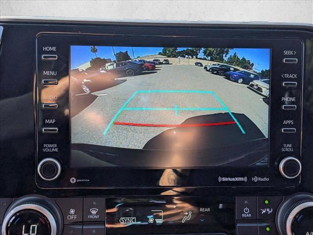 Used 2021 Toyota Highlander XLE FWD image 13
