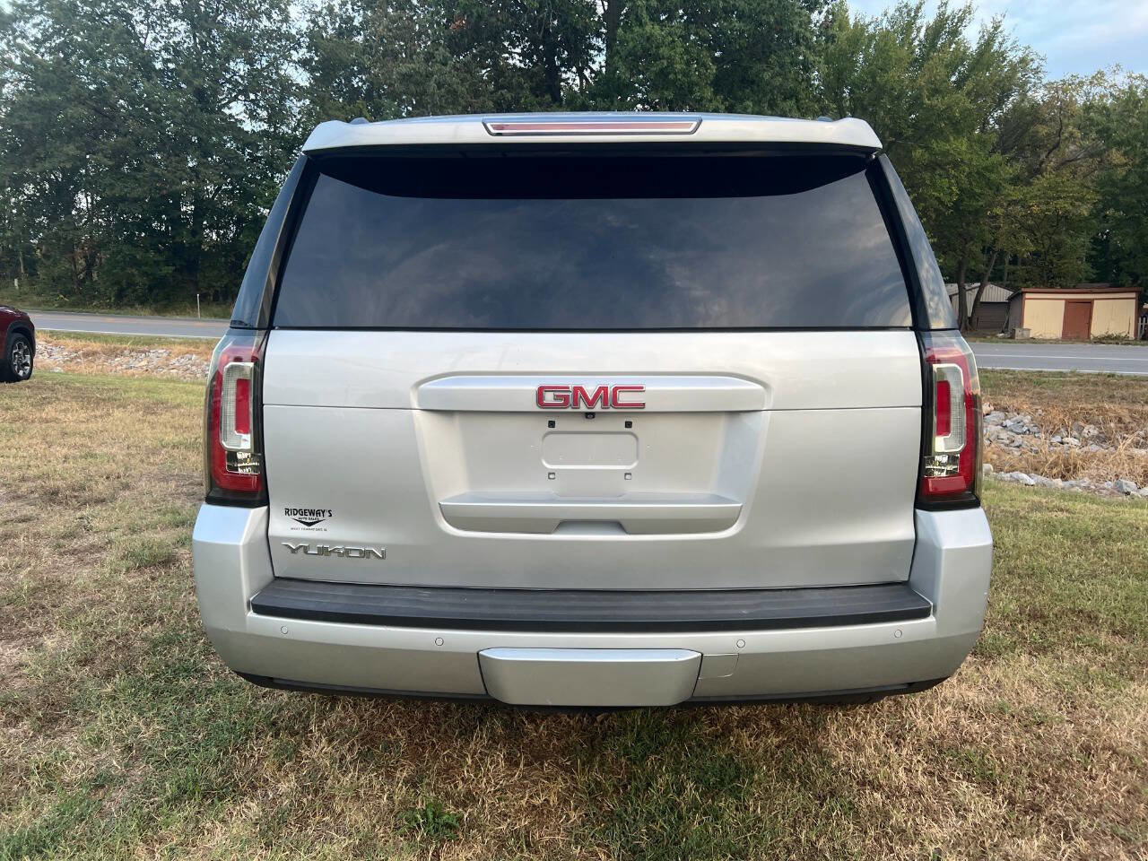 Used 2015 GMC Yukon SLT w/ Open Road Package image 4