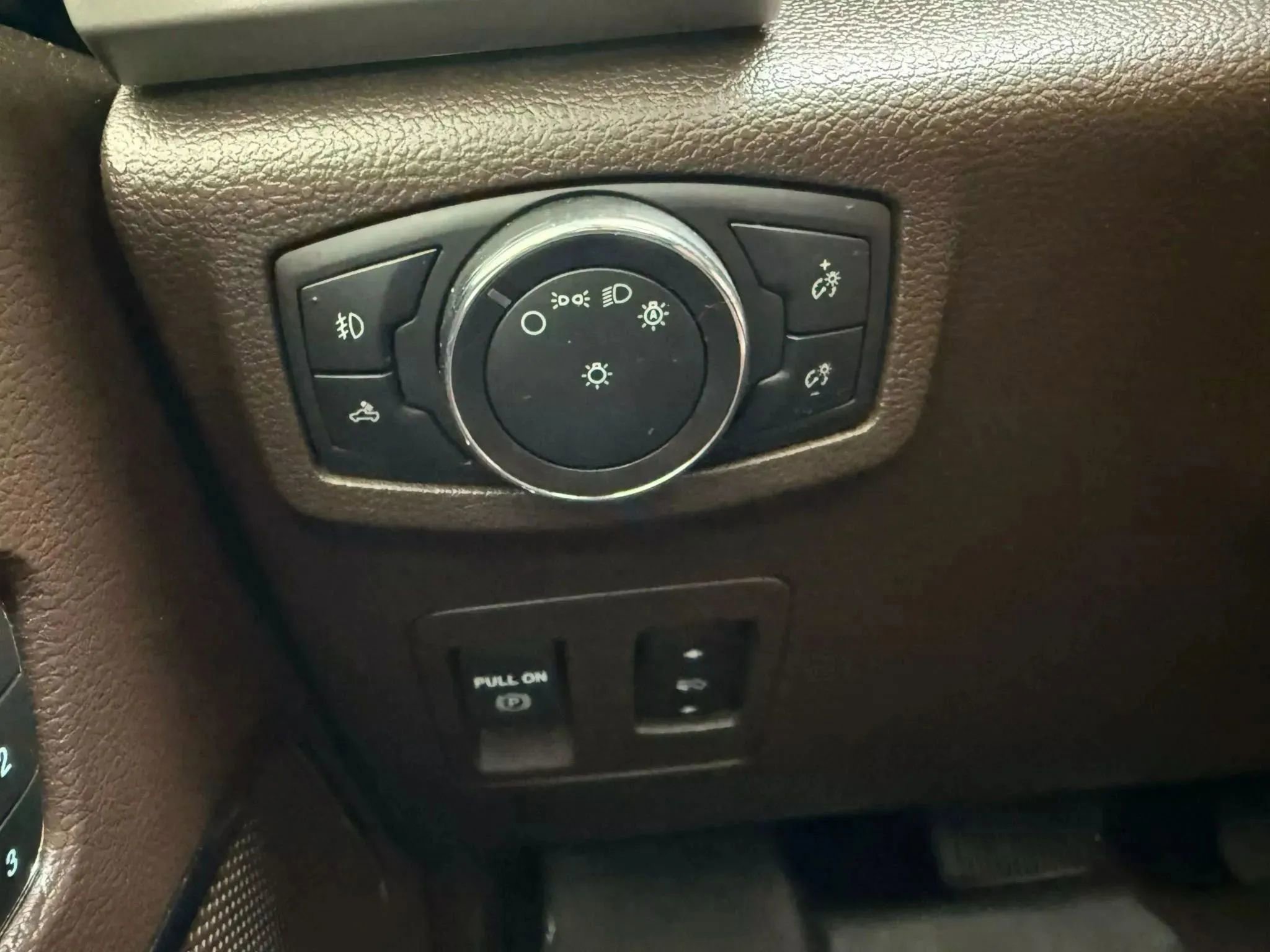 Used 2019 Ford F150 King Ranch w/ Equipment Group 601A Luxury image 18