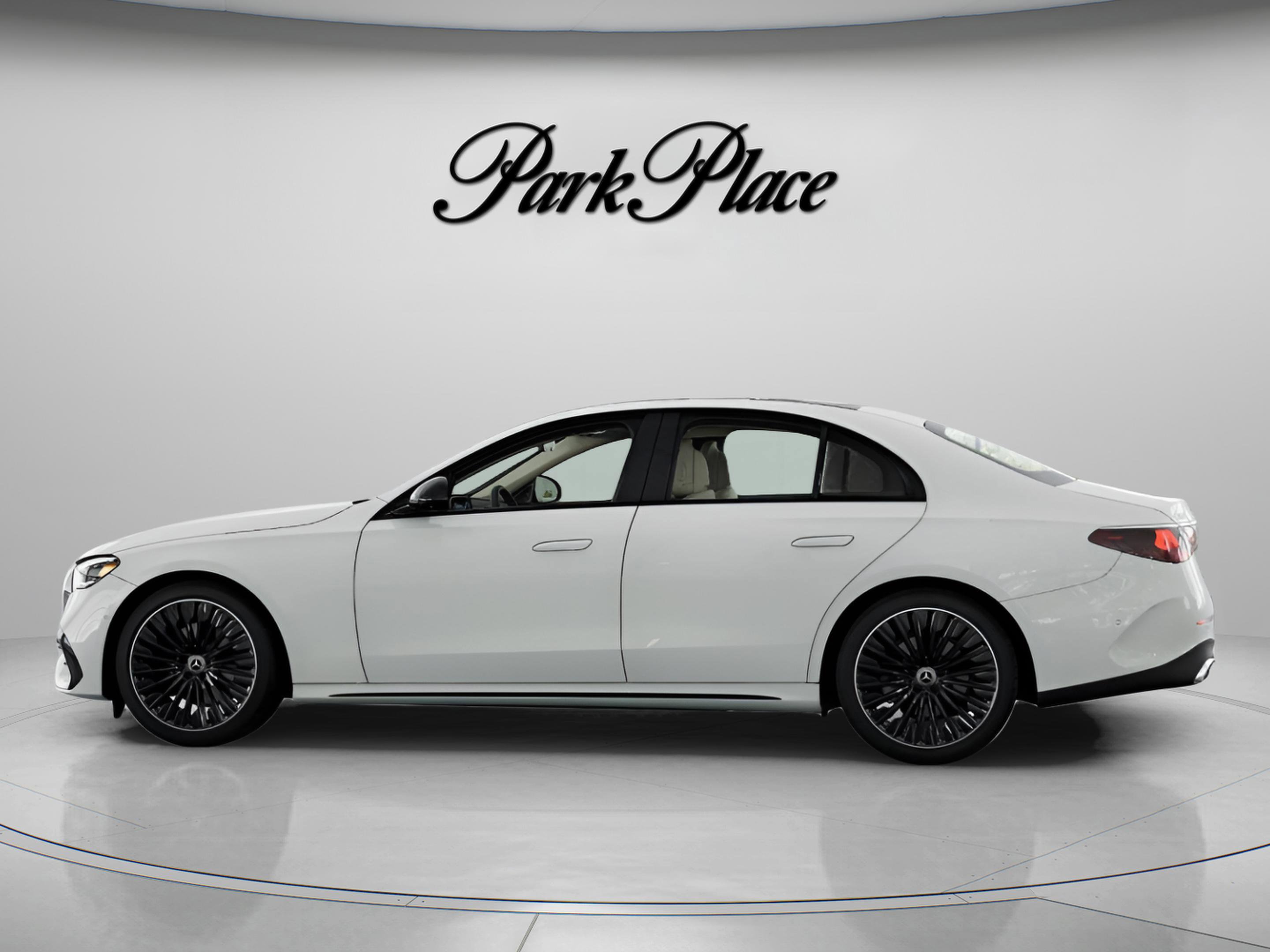Used 2026 Mercedes-Benz E 350 Sedan image 8