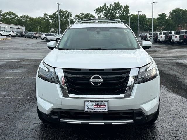 Used 2025 Nissan Pathfinder SL w/ SL Premium Package AWD/4WD image 2