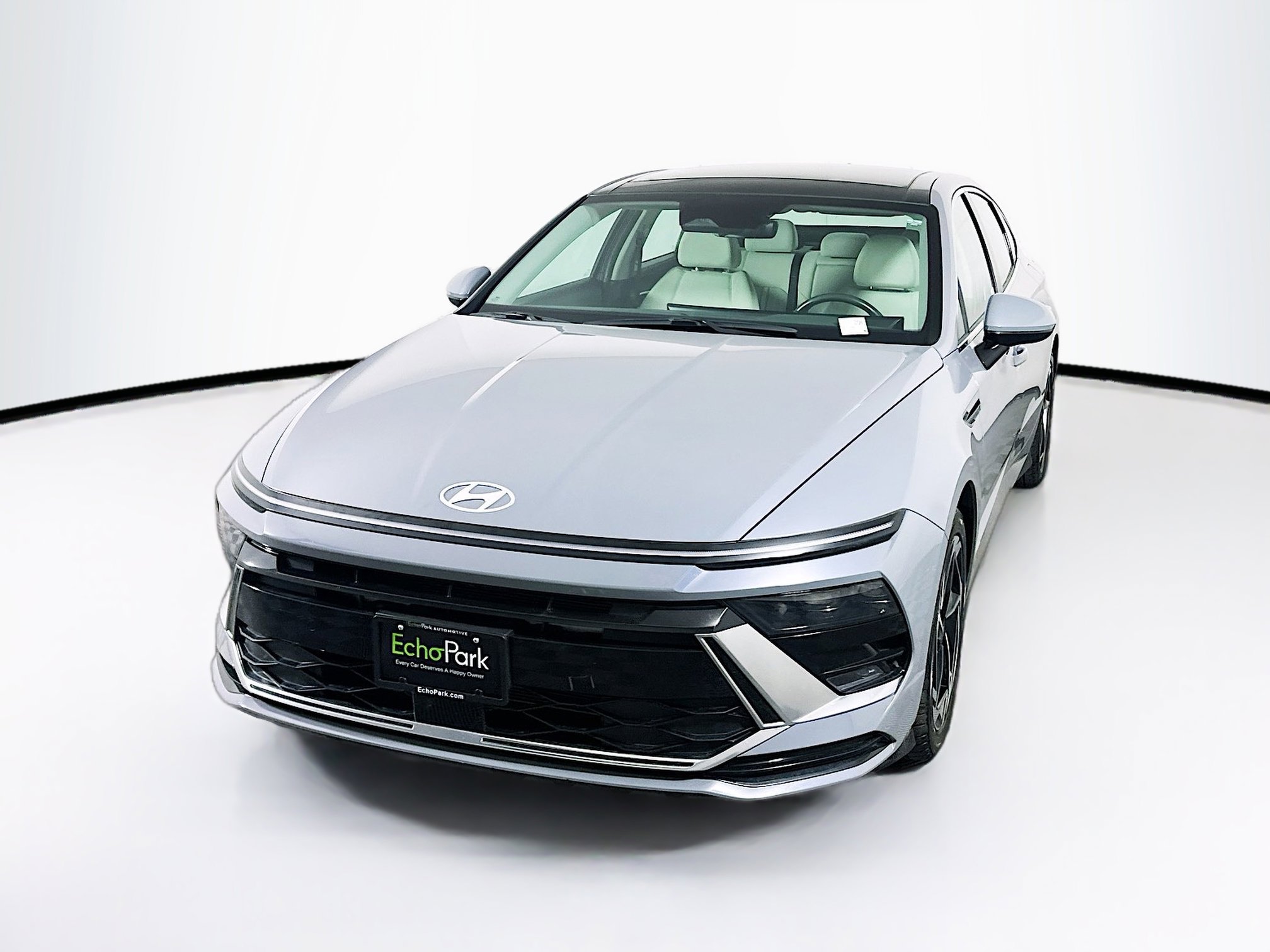 Used 2024 Hyundai Sonata SEL w/ Convenience Package image 3