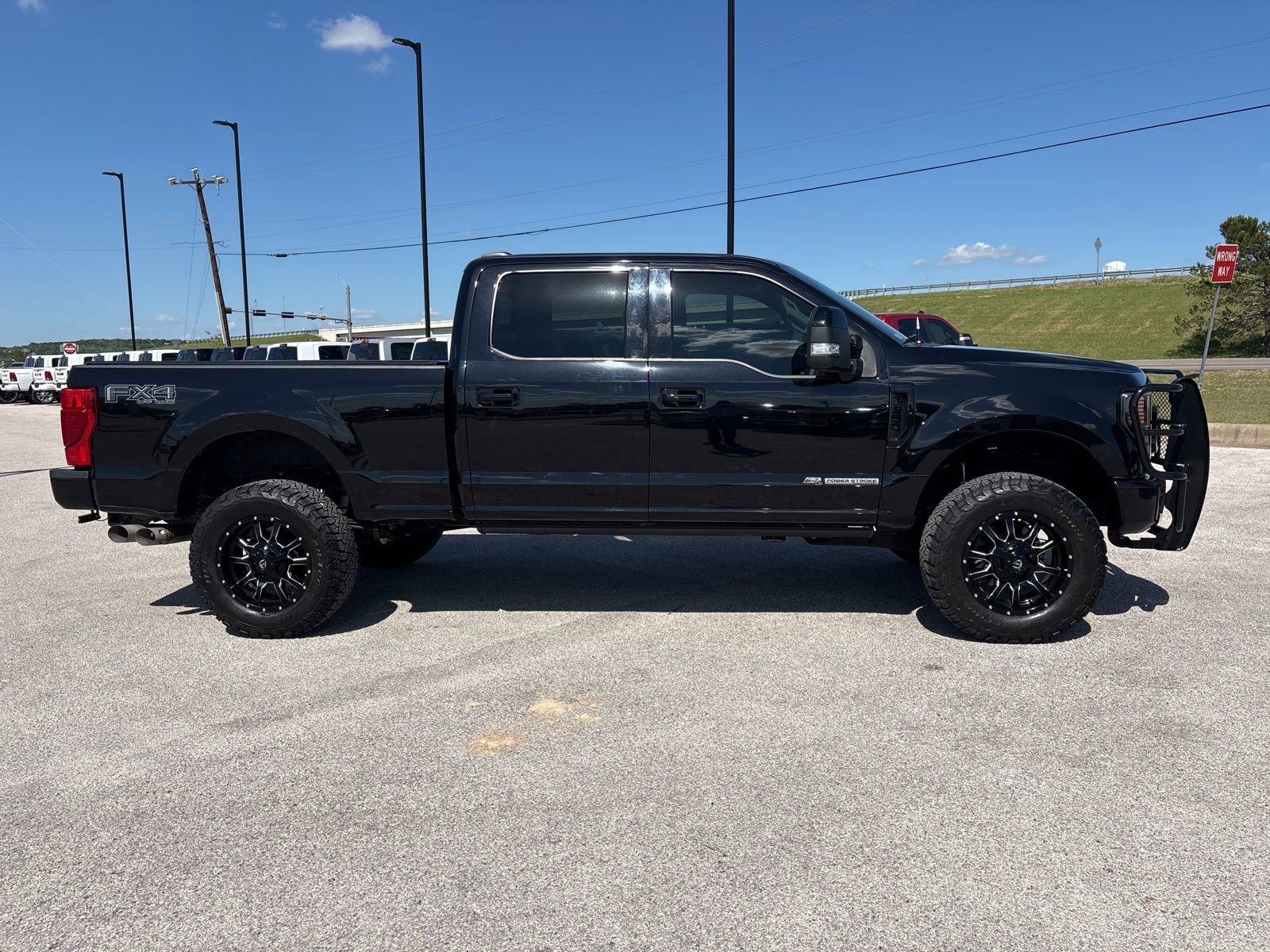 Used 2021 Ford F250 Lariat image 7