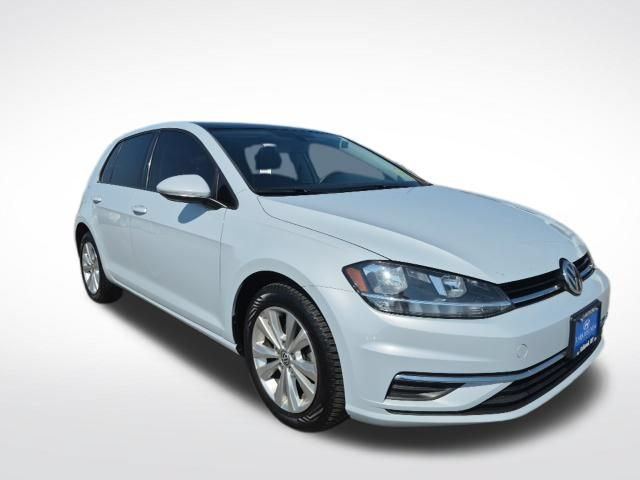 Used 2020 Volkswagen Golf 4-Door FWD image 3
