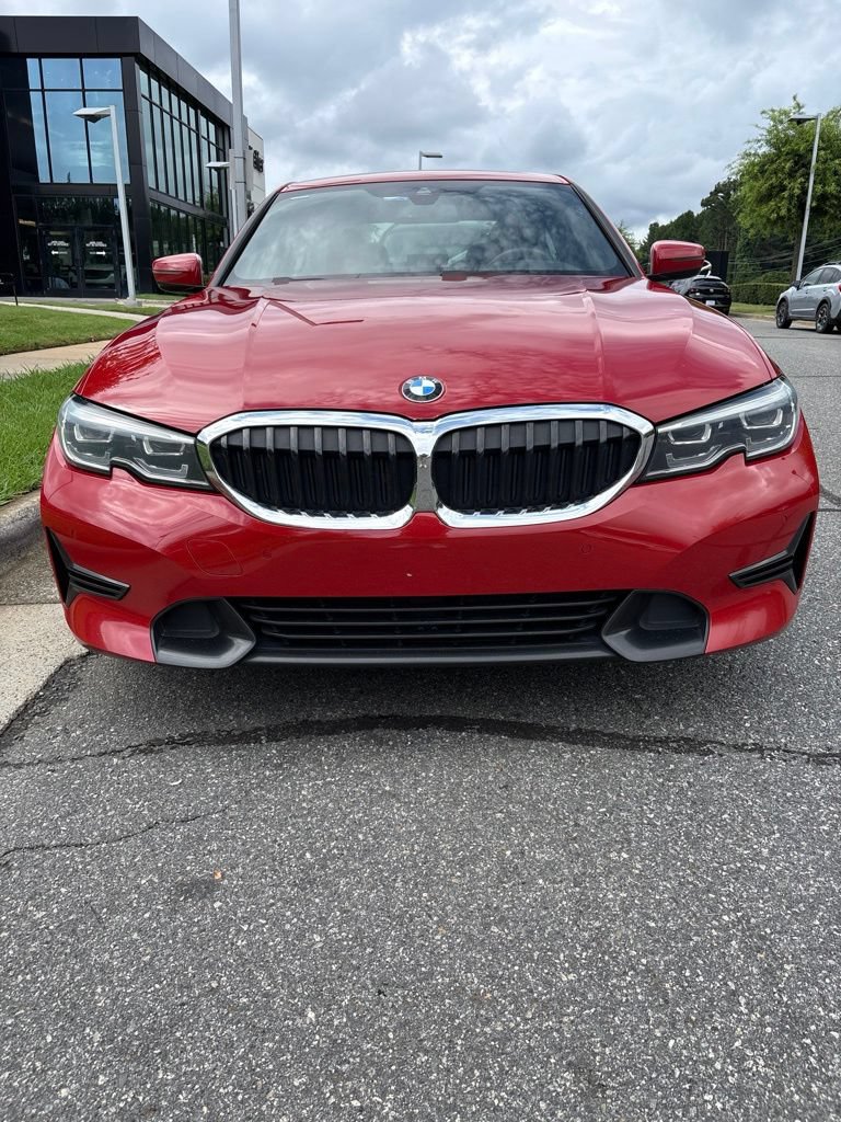 Used 2021 BMW 330i Sedan w/ Premium Package RWD image 2