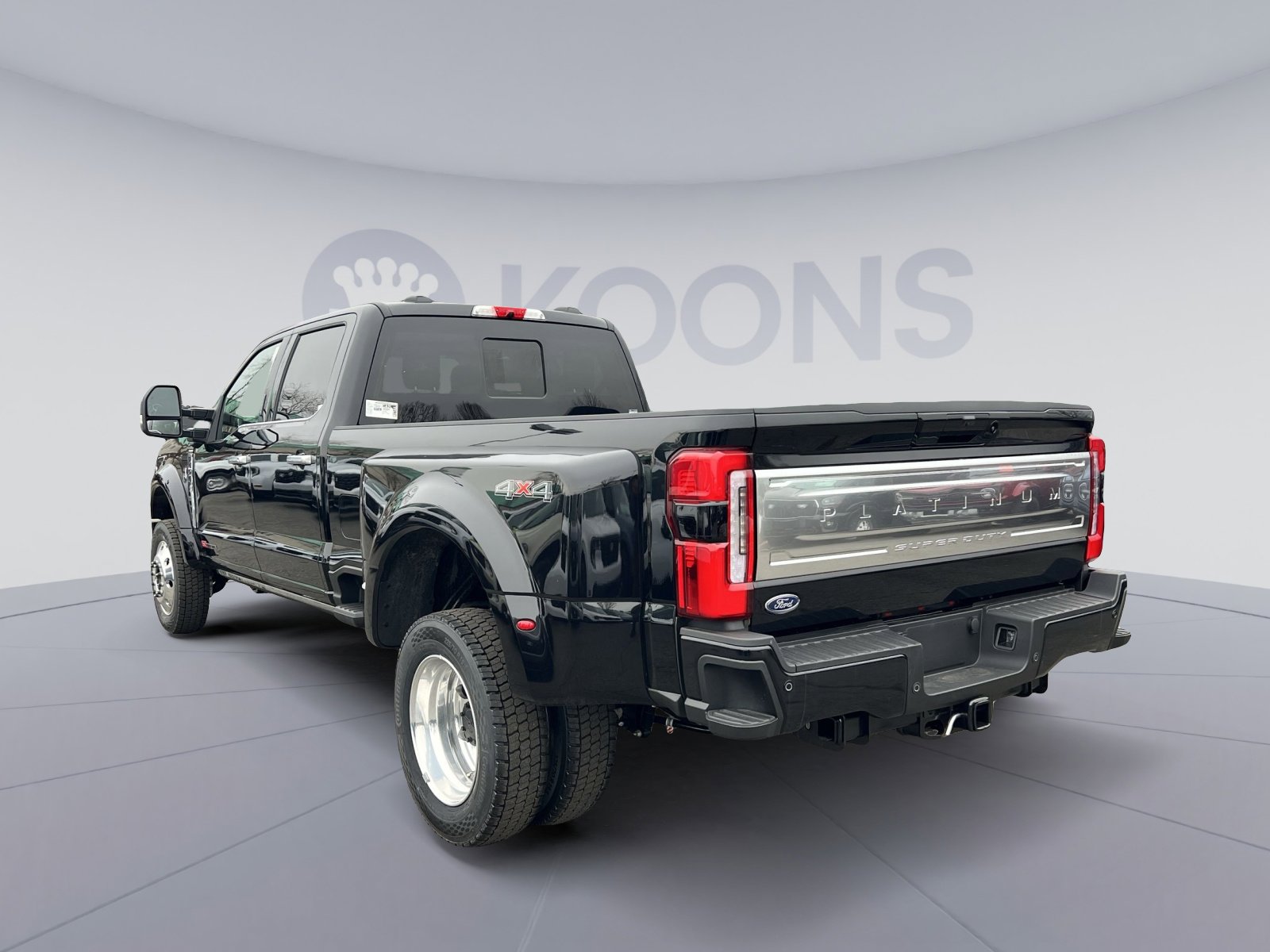 New 2026 Ford F450 Platinum w/ Platinum Plus Package image 4