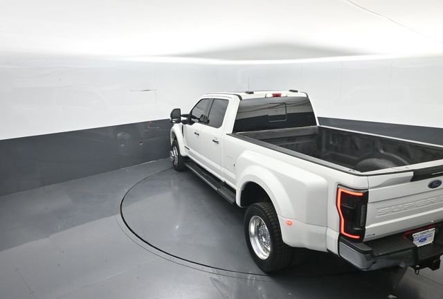 Certified 2020 Ford F450 Lariat w/ Lariat Ultimate Package AWD/4WD image 29