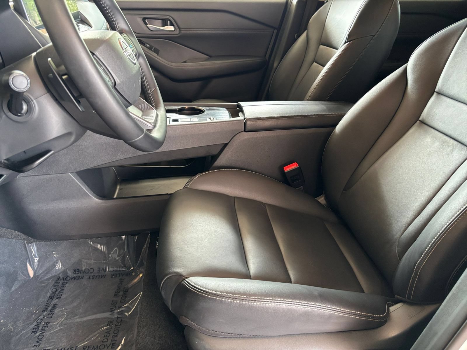 Used 2026 Nissan Rogue SL FWD image 28