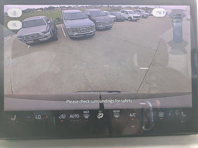 Used 2022 Ford Transit 350 XLT image 8