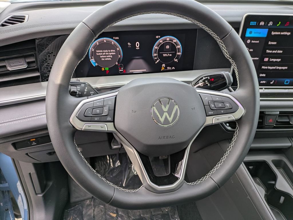 New 2026 Volkswagen Tiguan SE image 16