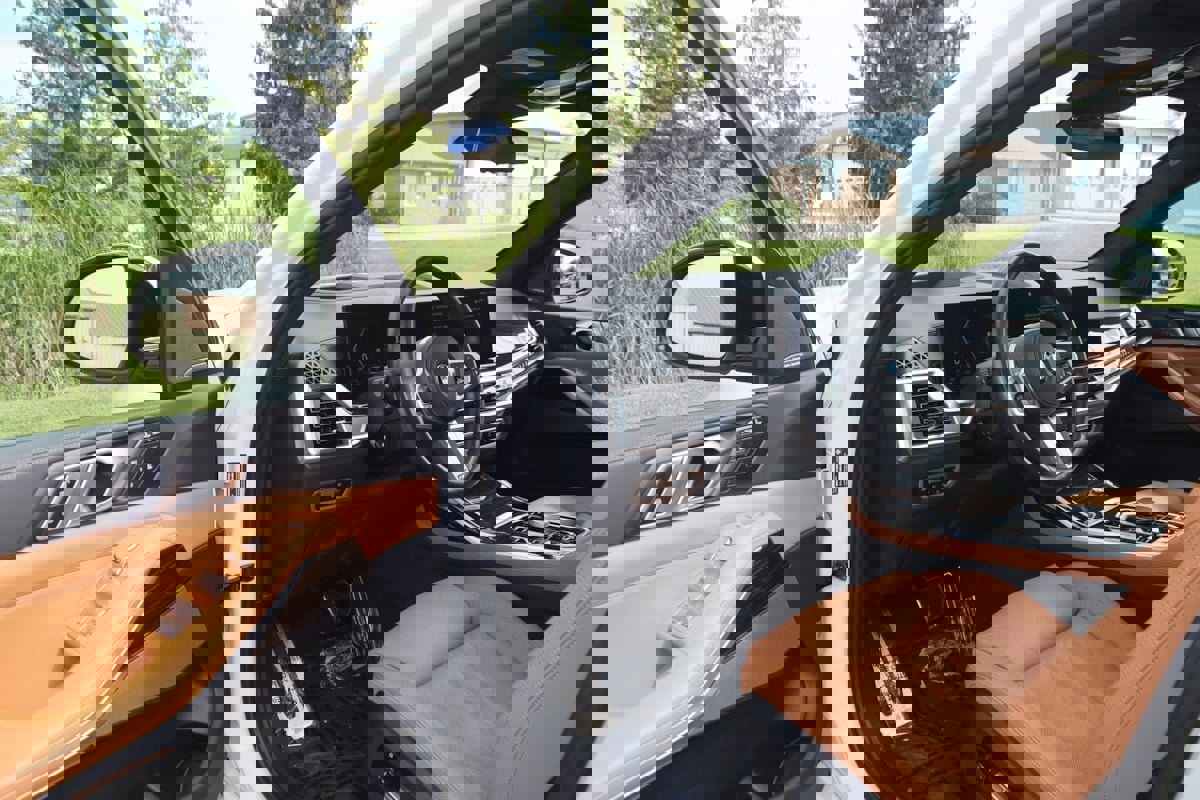 Used 2023 BMW X7 xDrive40i w/ M Sport Package image 74